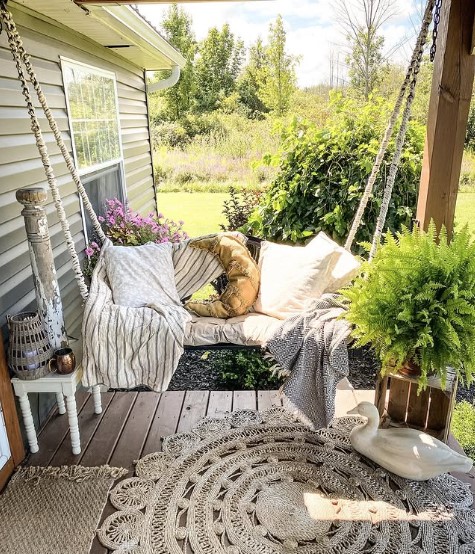 porch swing porch swing