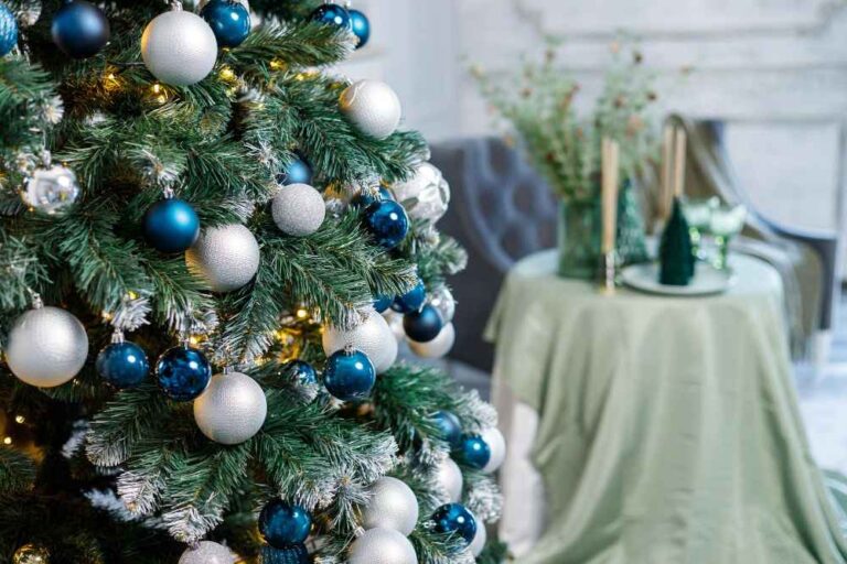 Blue and White Christmas Tree Blue and White Christmas Tree