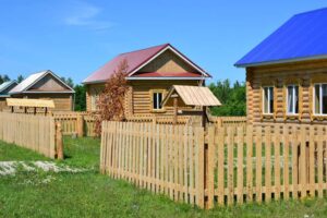 backyard fence ideas Read more about the article 15 Unique Backyard Fence Concepts to Boost Curb Appeal