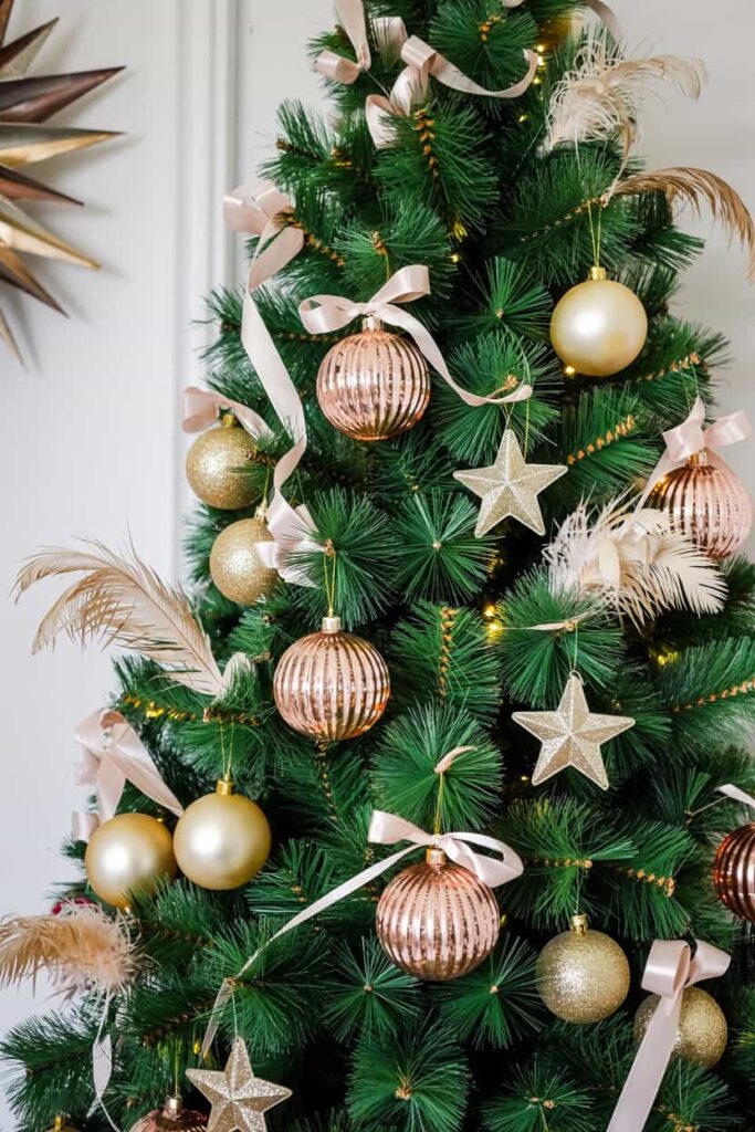 green and champagne christmas tree Texture